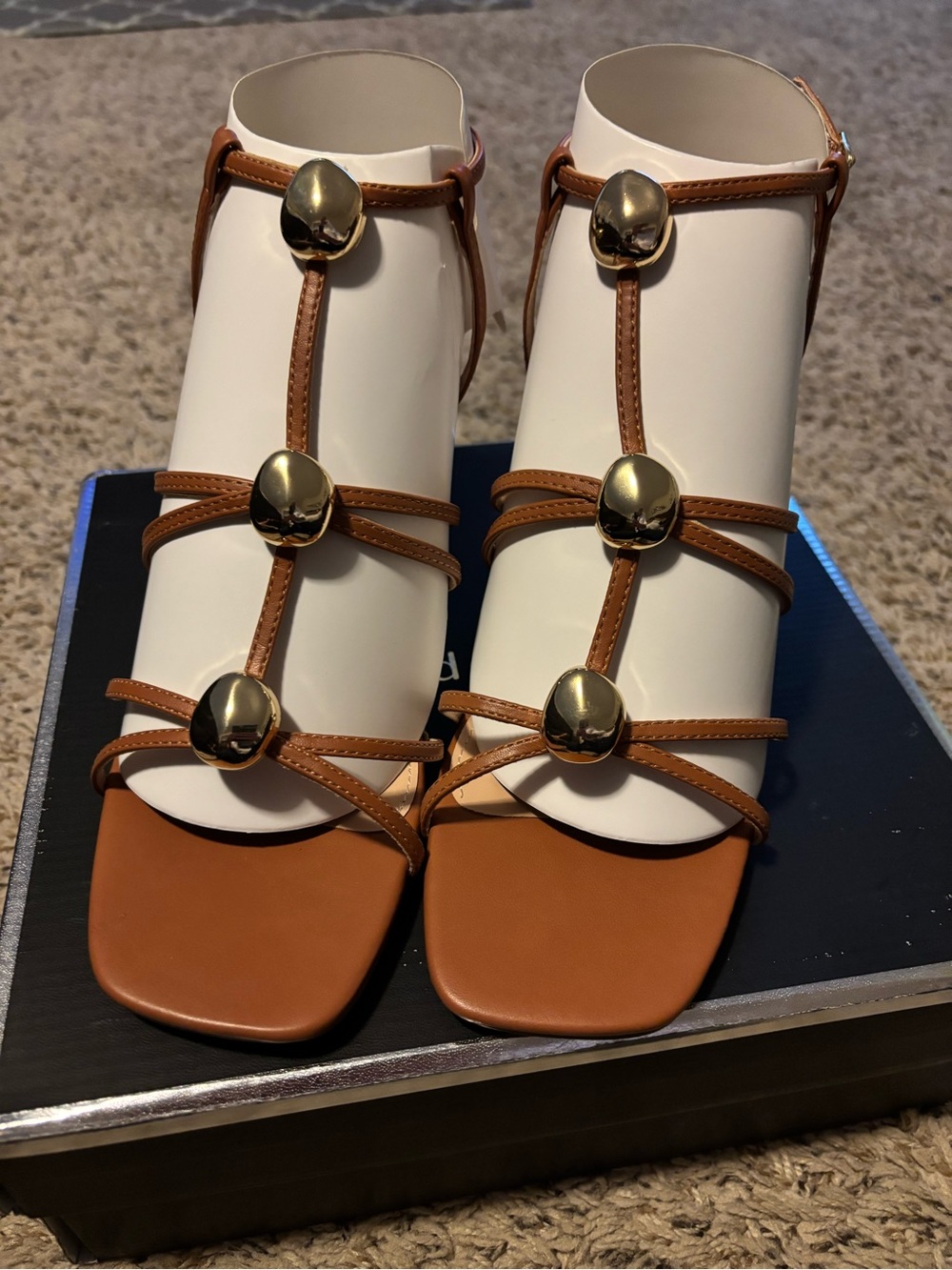 Madden Girl Laylaa Strappy Block Heel Sandals Light Tan Paris Women’s Size 10